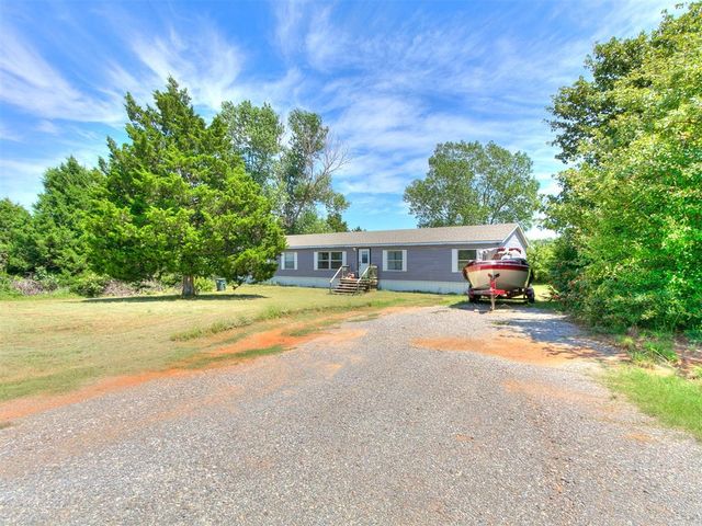 9156 Prairie Dog Drive, Edmond, OK 73034