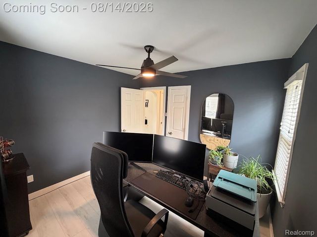 10082 Cardwell Street, Livonia, MI 48150