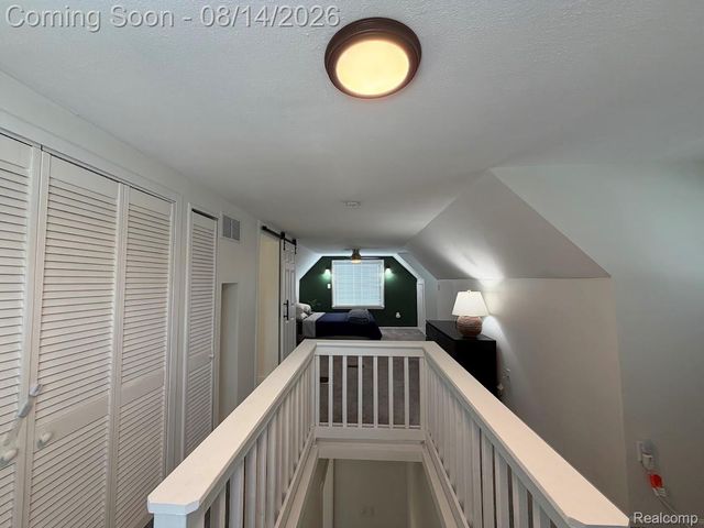10082 Cardwell Street, Livonia, MI 48150