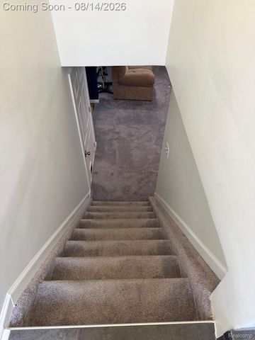 10082 Cardwell Street, Livonia, MI 48150
