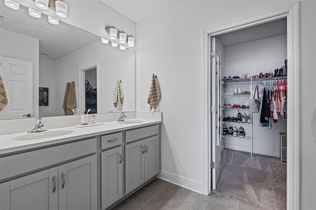 9216 WESTERNWOODS AVENUE, Parrish, FL 34219