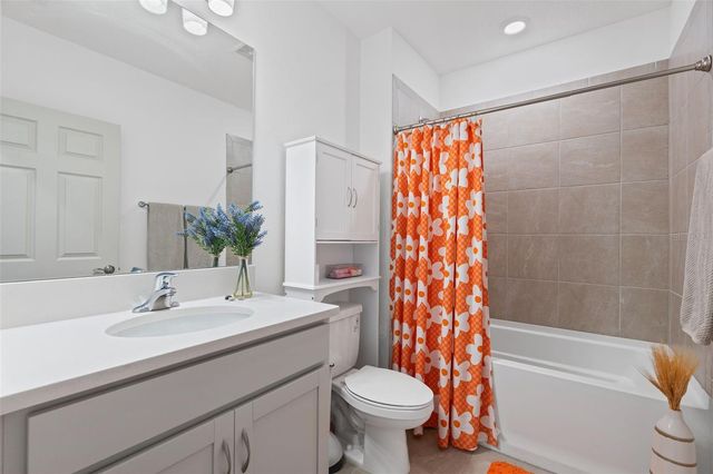 9216 WESTERNWOODS AVENUE, Parrish, FL 34219