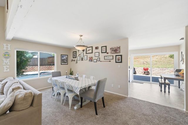 3433 La Canada Dr, Cameron Park, CA 95682