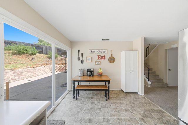 3433 La Canada Dr, Cameron Park, CA 95682