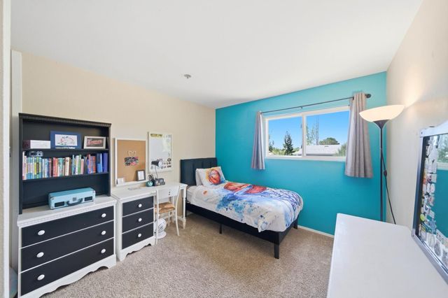 3433 La Canada Dr, Cameron Park, CA 95682