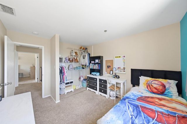 3433 La Canada Dr, Cameron Park, CA 95682