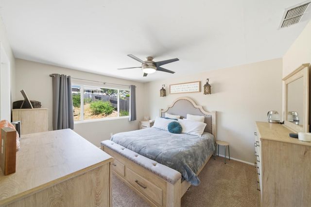 3433 La Canada Dr, Cameron Park, CA 95682