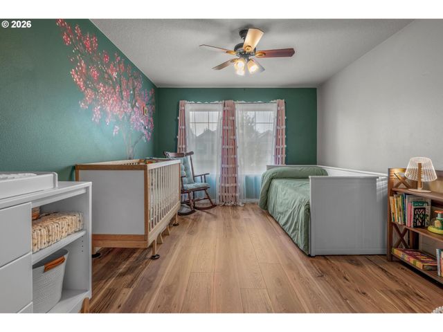 10040 Nw BARTLETT Loop, North Plains, OR 97133