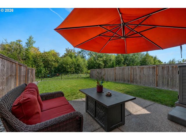 10040 Nw BARTLETT Loop, North Plains, OR 97133