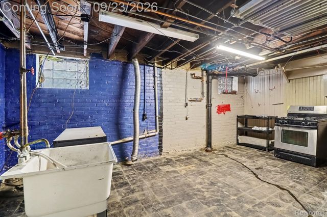 4025 Pasadena Street, Detroit, MI 48238