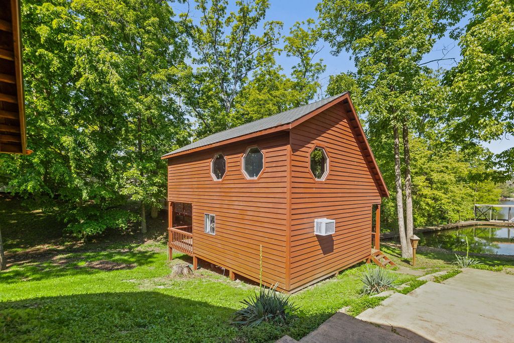 Image 11 of property listing at 3019 Adirondack Avenue, Centralia, IL 62801