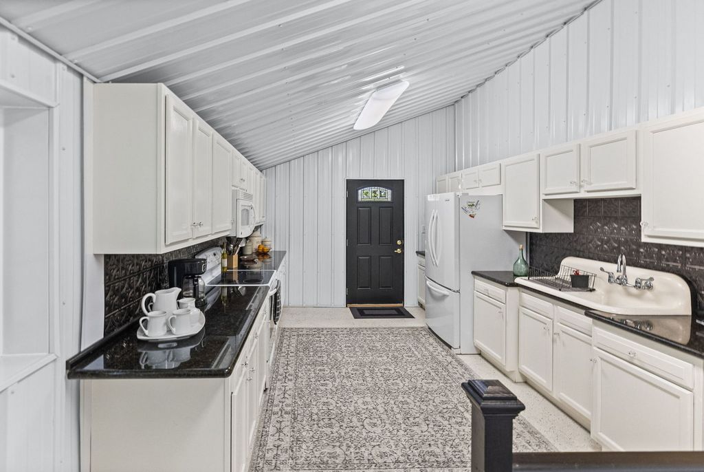 Image 31 of property listing at 3019 Adirondack Avenue, Centralia, IL 62801