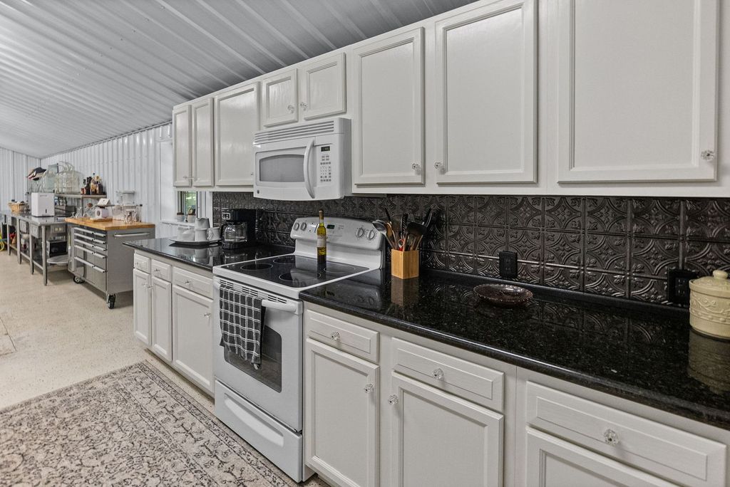 Image 34 of property listing at 3019 Adirondack Avenue, Centralia, IL 62801