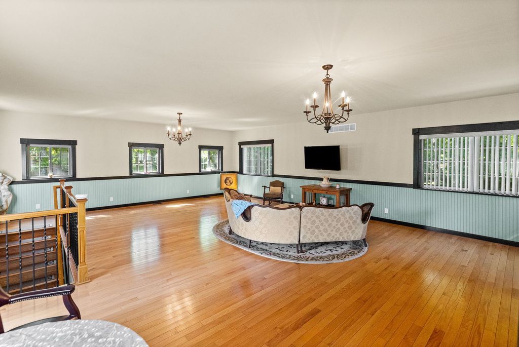 Image 51 of property listing at 3019 Adirondack Avenue, Centralia, IL 62801