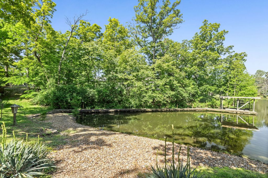 Image 9 of property listing at 3019 Adirondack Avenue, Centralia, IL 62801