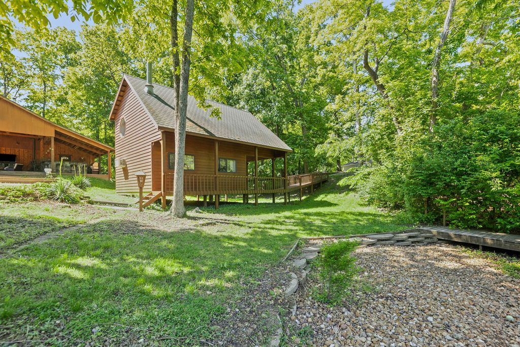Image 10 of property listing at 3019 Adirondack Avenue, Centralia, IL 62801