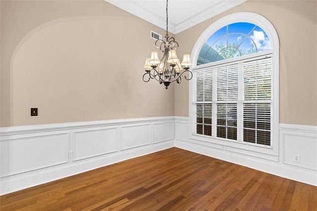 711 Ashley Wilkes Way, Loganville, GA 30052