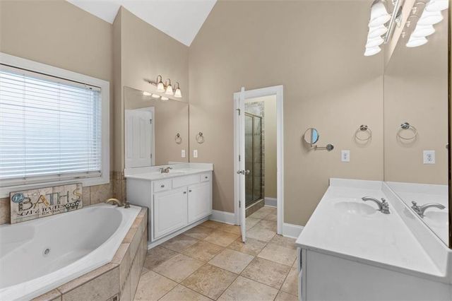 711 Ashley Wilkes Way, Loganville, GA 30052