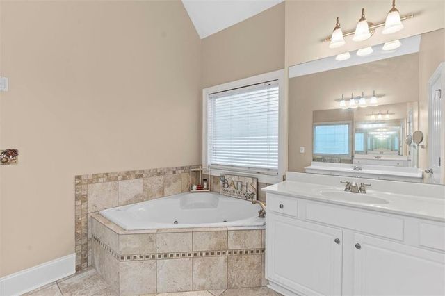 711 Ashley Wilkes Way, Loganville, GA 30052