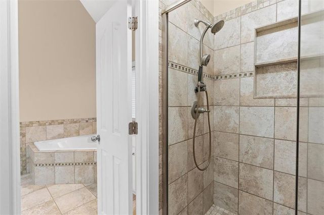 711 Ashley Wilkes Way, Loganville, GA 30052