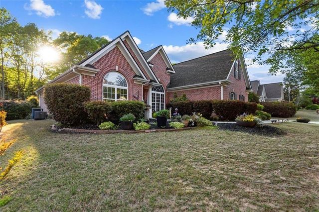 711 Ashley Wilkes Way, Loganville, GA 30052