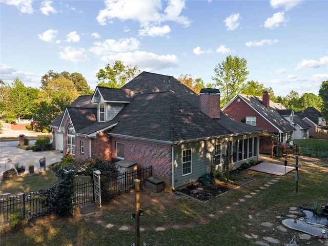 711 Ashley Wilkes Way, Loganville, GA 30052
