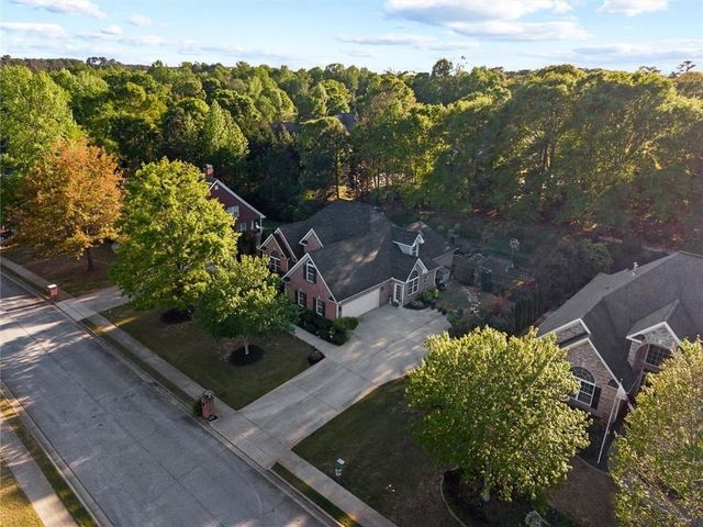 711 Ashley Wilkes Way, Loganville, GA 30052