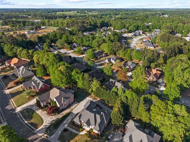 711 Ashley Wilkes Way, Loganville, GA 30052
