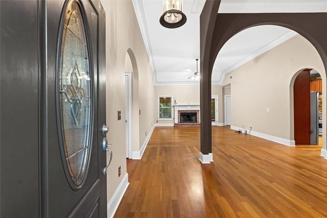 711 Ashley Wilkes Way, Loganville, GA 30052