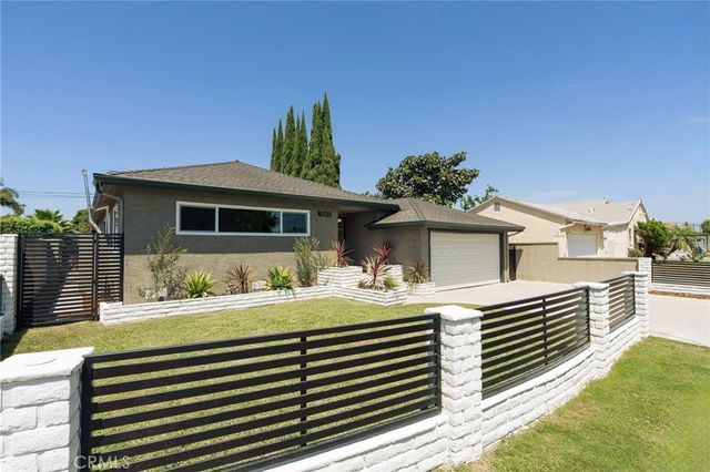 10613 Dolan Ave, Downey, CA 90241