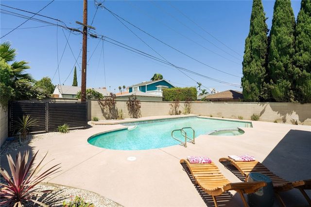 10613 Dolan Ave, Downey, CA 90241