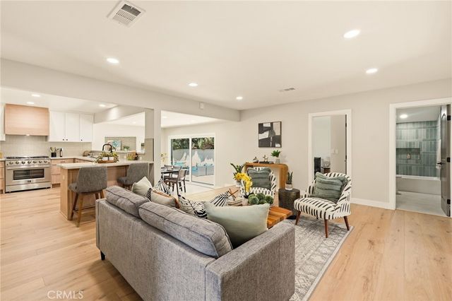 10613 Dolan Ave, Downey, CA 90241