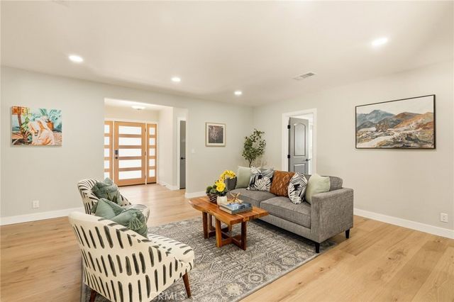 10613 Dolan Ave, Downey, CA 90241