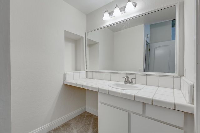 19100 Crest 107, Castro Valley, CA 94546