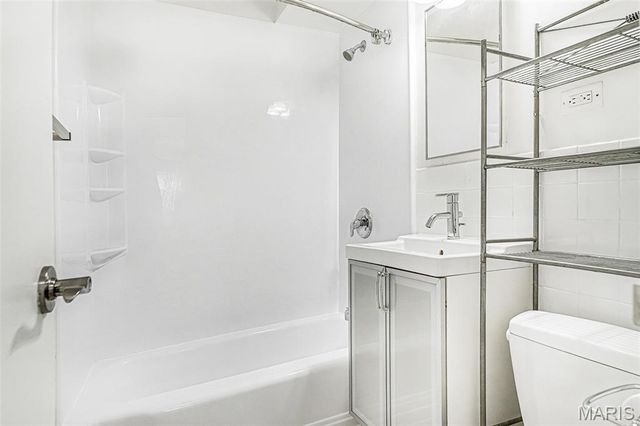 210 N 17th Street 204, St Louis, MO 63103