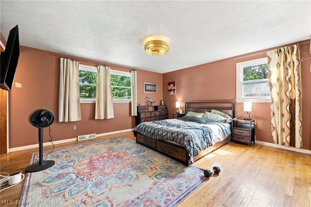 1399 Birchview Drive, Vermilion, OH 44089