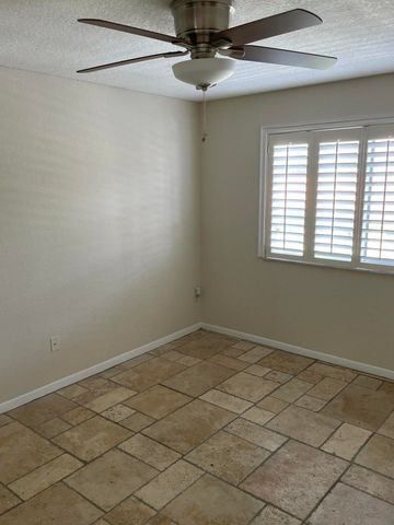 160 YACHT CLUB Way 211, Hypoluxo, FL 33462