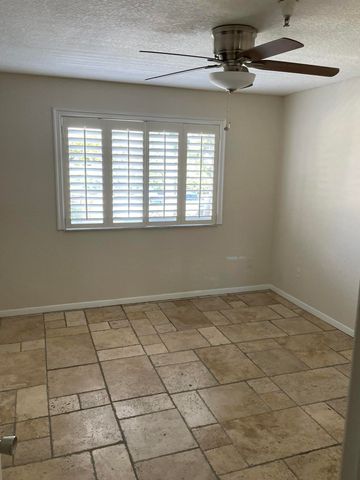 160 YACHT CLUB Way 211, Hypoluxo, FL 33462