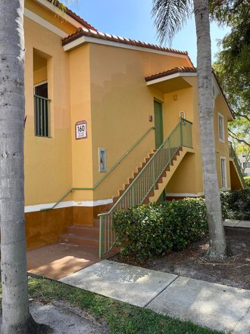 160 YACHT CLUB Way 211, Hypoluxo, FL 33462