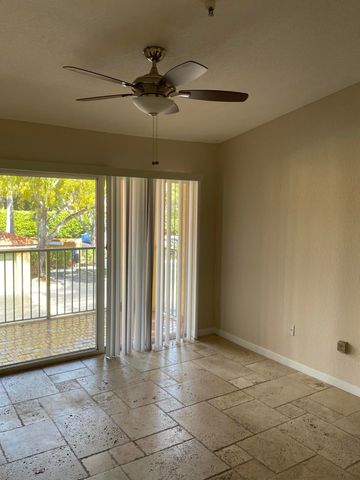 160 YACHT CLUB Way 211, Hypoluxo, FL 33462