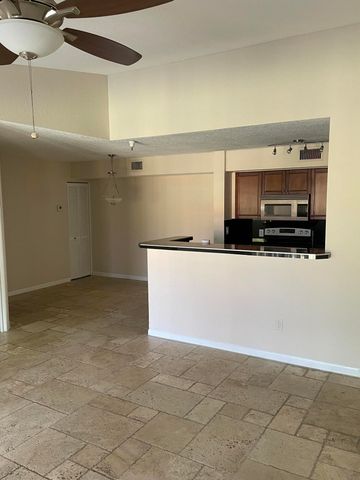160 YACHT CLUB Way 211, Hypoluxo, FL 33462