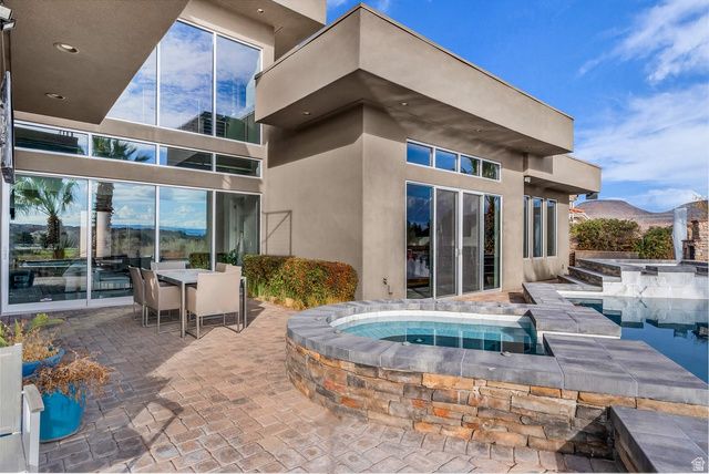 1957 W 350 N, St. George, UT 84770