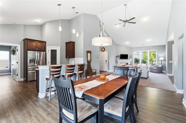 1379 Bourdeaux Way, Centerville, OH 45458