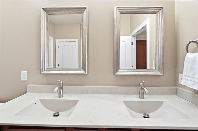 1379 Bourdeaux Way, Centerville, OH 45458