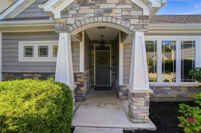 1379 Bourdeaux Way, Centerville, OH 45458
