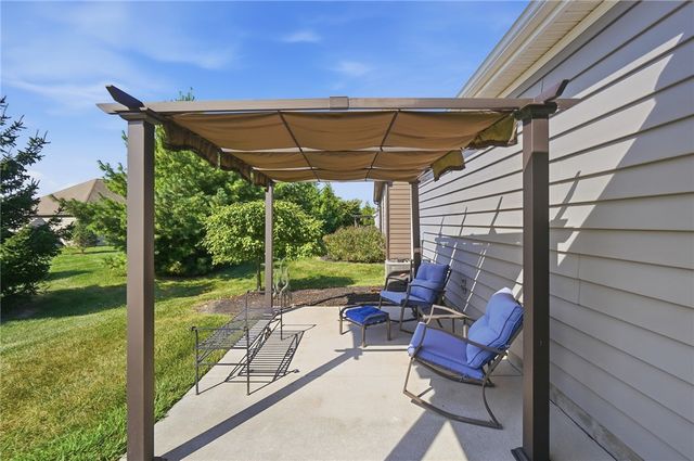 1379 Bourdeaux Way, Centerville, OH 45458
