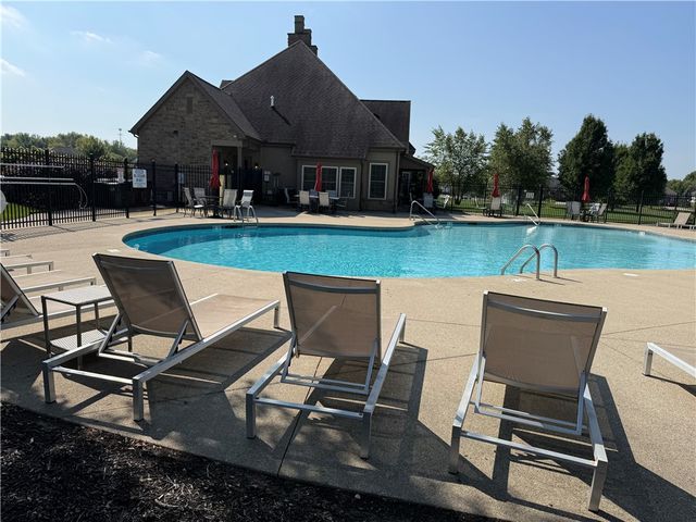1379 Bourdeaux Way, Centerville, OH 45458