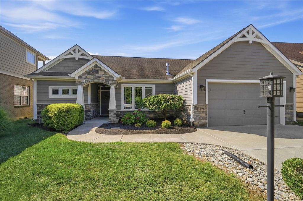 1379 Bourdeaux Way, Centerville, OH 45458