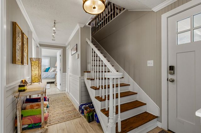 566 Yucca Ave., Garden City Beach, SC 29576