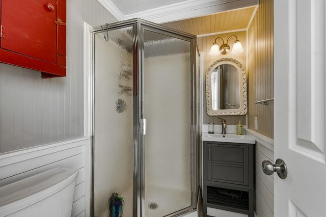 566 Yucca Ave., Garden City Beach, SC 29576